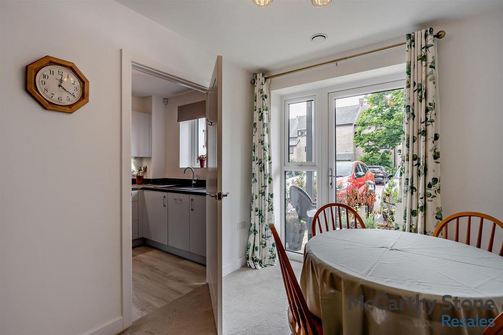 8651694-interior14-800.jpg