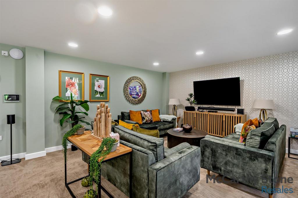 8651694-interior22-800.jpg