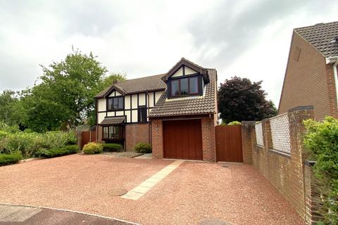 4 bedroom detached house for sale, Southwood Gardens, Locks Heath