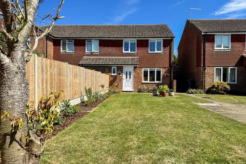 3 bedroom end of terrace house for sale, Sandown Lees, Sandwich CT13