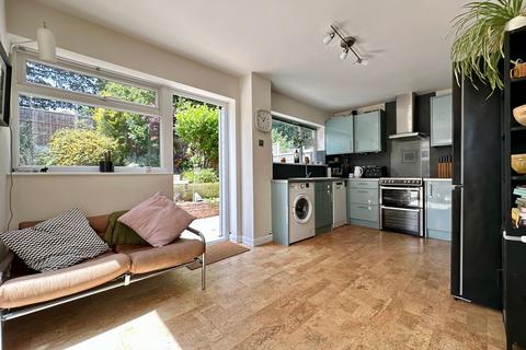25 Glenside, Billericay, CM11 2LY