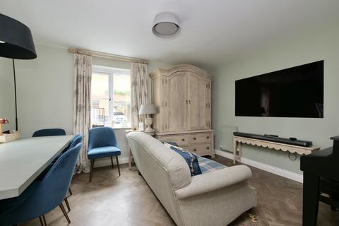 19 Summer Oaks, Motcombe, Shaftesbury, SP7 9NW