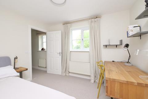 19 Summer Oaks, Motcombe, Shaftesbury, SP7 9NW