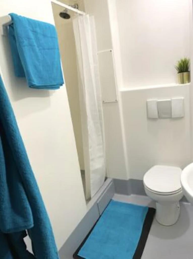 Ce ZKX8uhz33n TTcp1w QRp Ird EETyd D.jpg