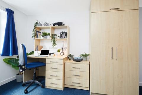 1 bedroom private hall to rent, Bonhay Road