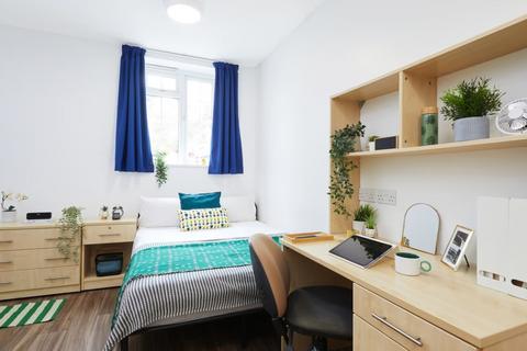 1 bedroom private hall to rent, Bonhay Road