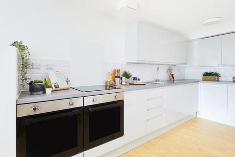 1 bedroom private hall to rent, Bonhay Road