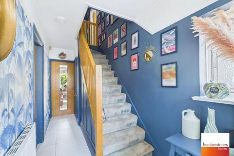 3 bedroom semi-detached house for sale, Elm Croft, Oldbury, B68 0BG