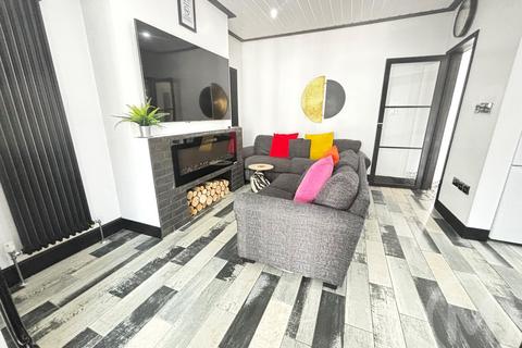 3 bedroom semi-detached house for sale, England Avenue, Bispham
