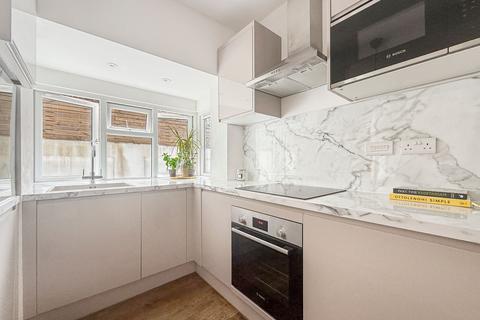 2 bedroom flat for sale, Worcester Villas, Hove, BN3