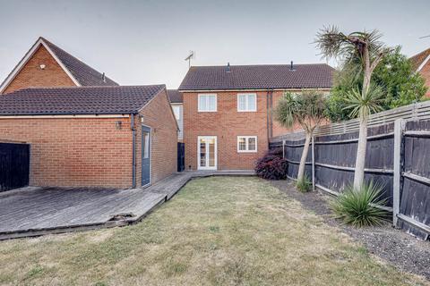 4 bedroom semi-detached house for sale, Temple Way, Rayleigh, SS6
