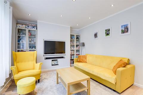 2 bedroom end of terrace house for sale, Harmston Rise, Basford NG5