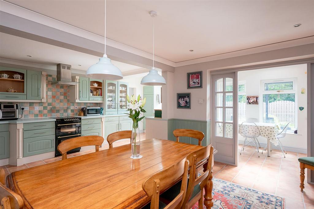 Kitchen Diner