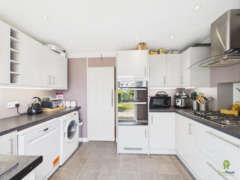 Presented by Nicoleta at Ewe Move Bexleyheath and D