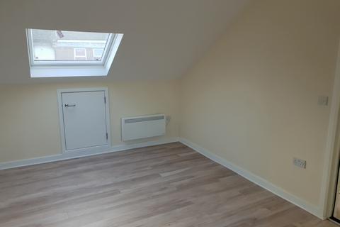 1 bedroom flat to rent, High Road, London NW10