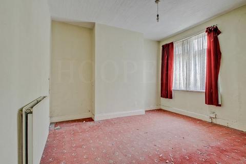 undefined, Braemar Avenue, London, NW10