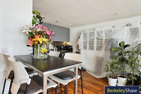 2 bedroom apartment for sale, William Jessop Way, Liverpool