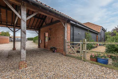 undefined, Chain Free Rural Home Surrounded by Peaceful Norfolk Countryside in Scoulton