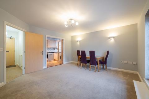 2 bedroom flat for sale, Southwinds Court, Sarisbury Green, SO31