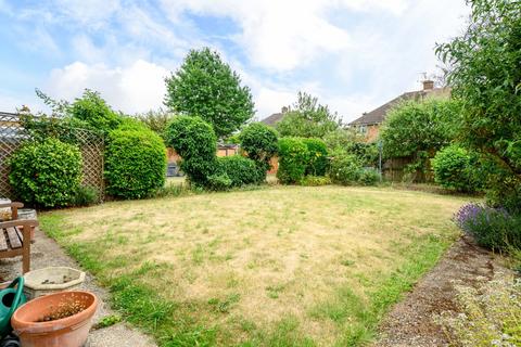 4 bedroom semi-detached house for sale, York Gardens, Walton-on-Thames, KT12