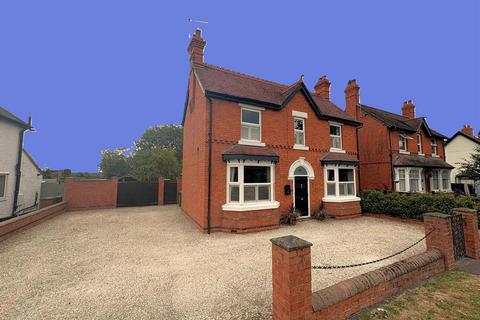 3 bedroom detached house for sale, Bretforton Road, Badsey, Evesham