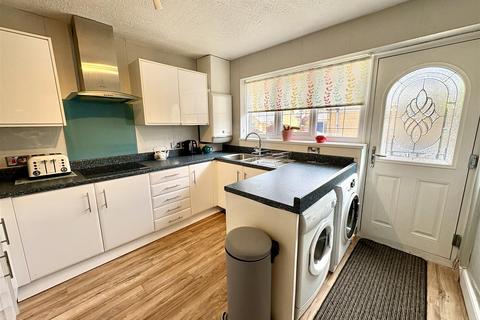 31 Badger Hill, Brighouse, HD6 3QX