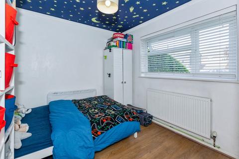 2 Tithe Court, Slough, SL3 8AS