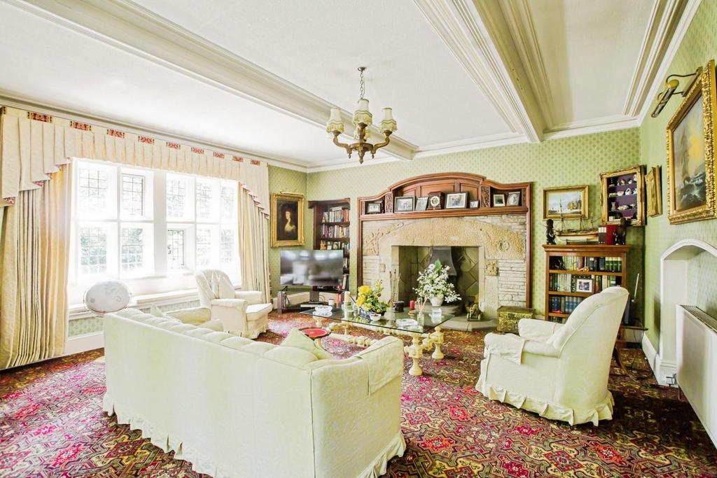 Thornton hall int 025.jpg