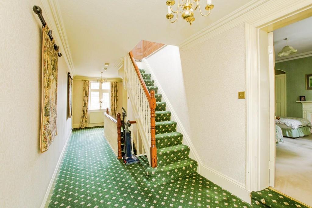Thornton hall int 012.jpg