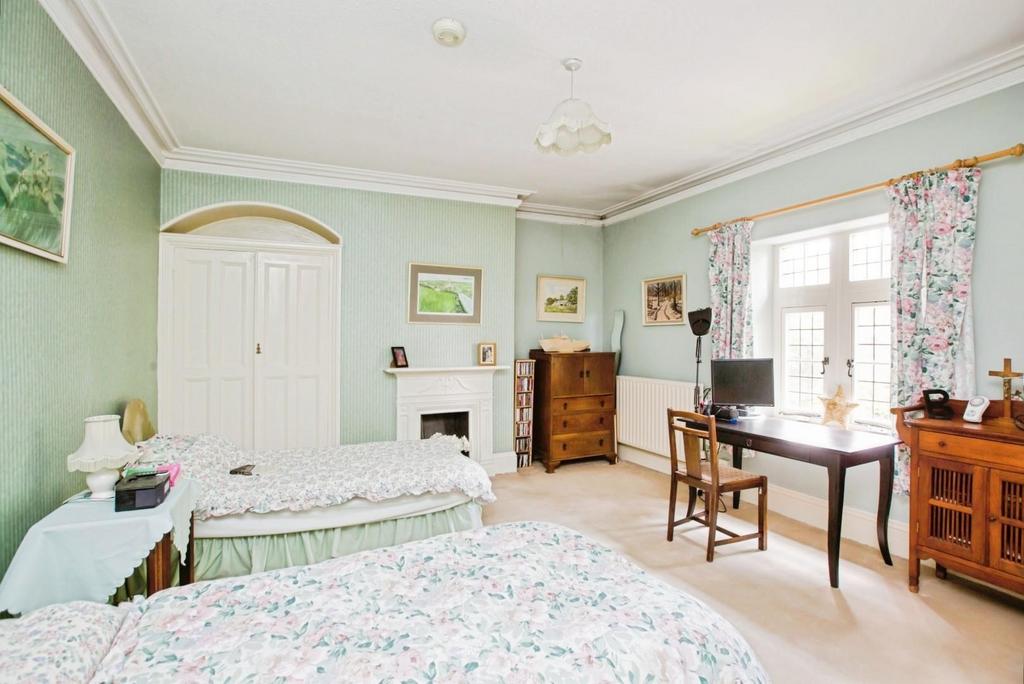 Thornton hall int 014.jpg