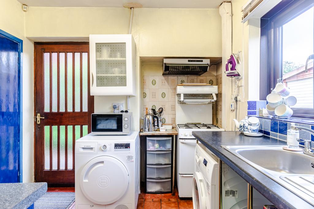 Kitchen2