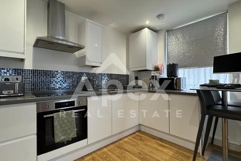 1 bedroom flat for sale, Radley House, Slough, Berkshire, SL1
