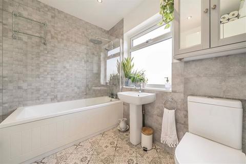 86 Brightfield Road, London, SE12 8QF
