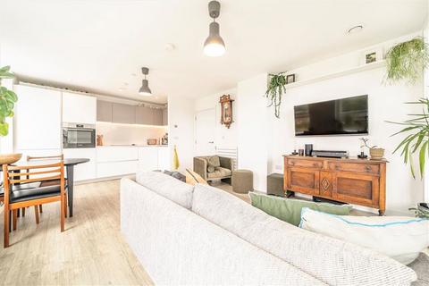 2 bedroom flat for sale, Goodwood Road, London SE14