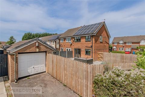 12 Averon Rise, Oldham, OL1 4NX