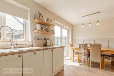 12 Averon Rise, Oldham, OL1 4NX