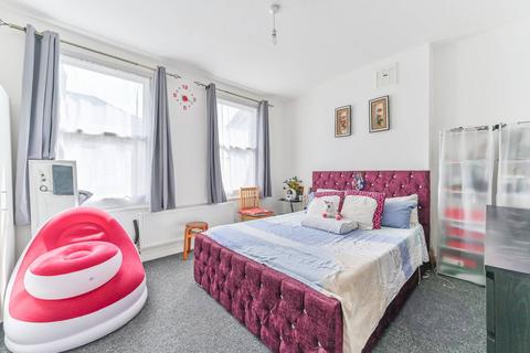 3 bedroom terraced house for sale, Parish Lane, Penge, London, SE20