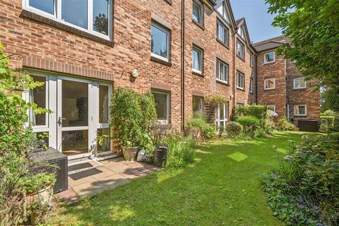 1 bedroom apartment for sale, Park Gate Court, Constitution Hill, Woking