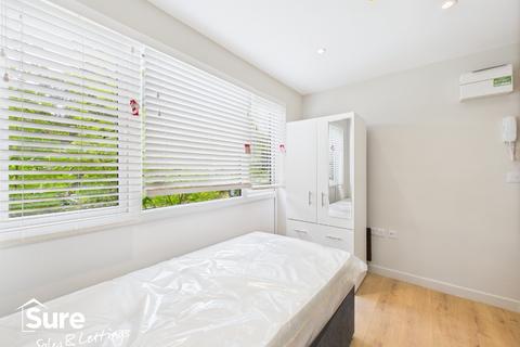 undefined, Horton Gardens, Hemel Hempstead, Hertfordshire, HP2 7NF