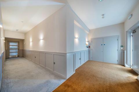 1 bedroom flat for sale, Fulham Road, London SW6