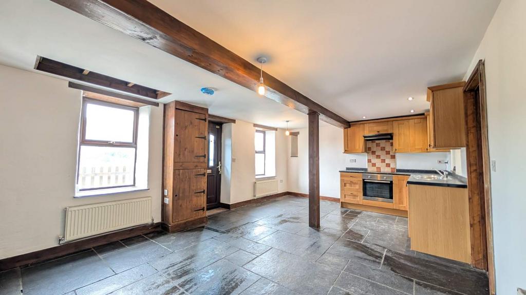 Lounge/Kitchen