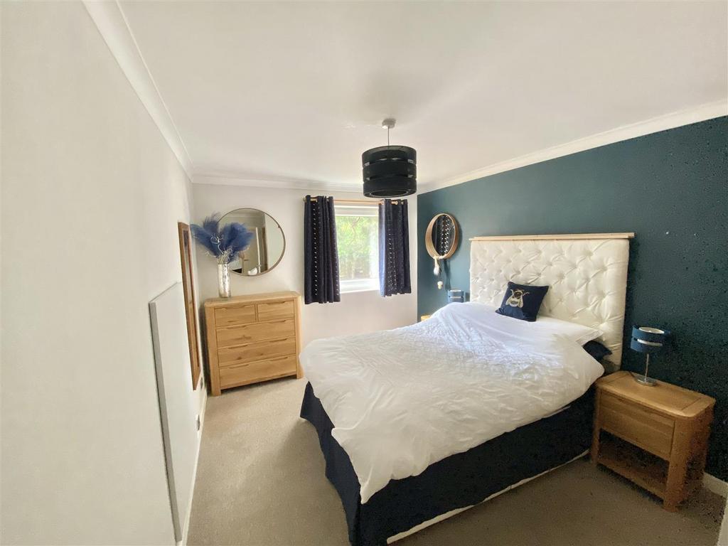 Bedroom one 1.jpg