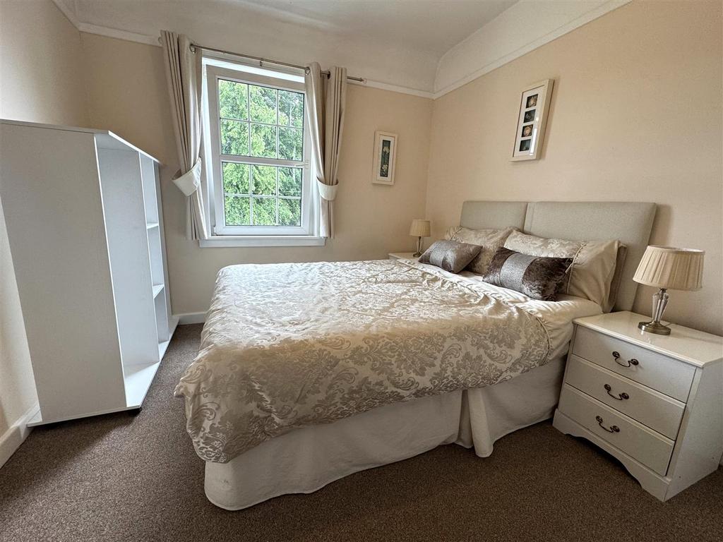 Bedroom 2.jpg