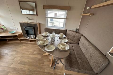 2 bedroom park home for sale, New Beach Holiday Park