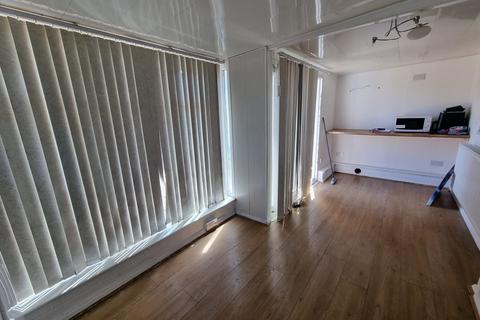 undefined, Wayside Drive, Leicester, LE4