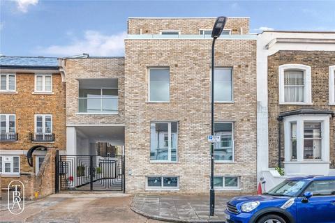2 bedroom apartment to rent, Powell Road, London, E5