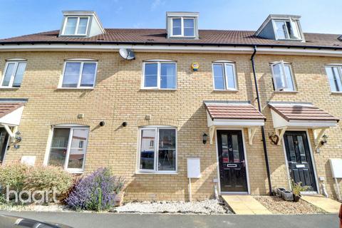 3 bedroom terraced house for sale, Alderney Avenue, Newton Leys