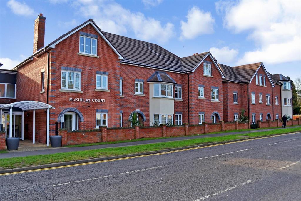 Mc Kinlay Court (general view).JPG