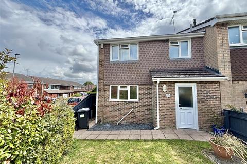 8a Dacombe Drive, Poole, BH16 5JL