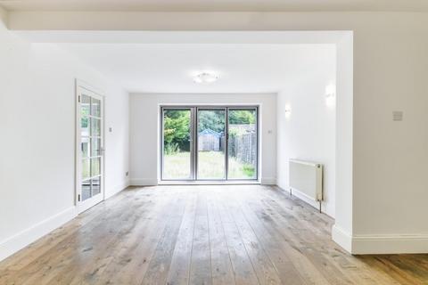 3 bedroom semi-detached house for sale, Stoneleigh Park Road, Stoneleigh